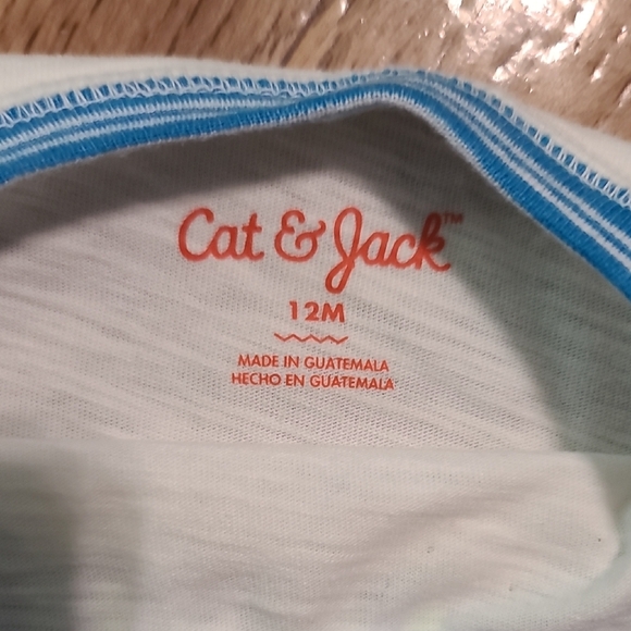 Cat & Jack White and Green Long Sleeve Tee (AB1) - Picture 2 of 2